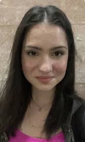 Seawright Leads Tour of Medical Office