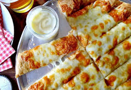 Ces Doigts A L Ail Avec Sauce Donair Vont Disparaitre Comme Des Petits Pains Chauds Donair Sauce Food Food Network Recipes