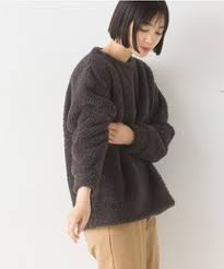 Elle Quesada｜shein.comのスカートを使ったコーディネート