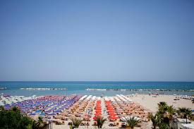 Una casa al mare nel gargano? Agosto A San Benedetto Fronte Mare Hotel All Inclusive Con Spiaggia Inclusa