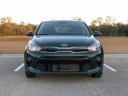 Modelul incredibil de realist si detaliat, prezentat la o scara de 1:32, nu va lasa indiferent nici un baiat. 2018 Kia Rio Driven Top Speed