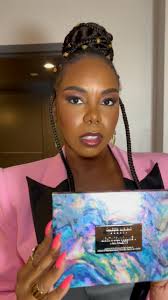 🎆 Day 1 of #NYFW24 with @ericacobb 🔥, Ain’t NO way I could come work  during NYFW without using my @danessamyricksbeauty Lightwork V Palette 🤩,  SO excited to get my hands