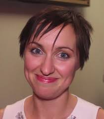 Kerri Howard's Instagram, Twitter & Facebook