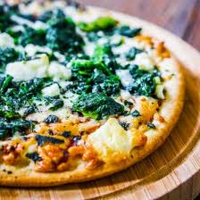 Pizza Au Chevre Et Aux Epinards Recette En 2020 Pizza Epinard Pizza Chevre Recettes De Cuisine