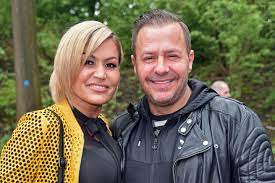 Jasmin herren kam nicht zu der offiziellen trauerfeier von willi herren am mittwoch (5. Yeuk77roe6wnzm