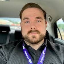 Wesley Gruber's Instagram, Twitter & Facebook