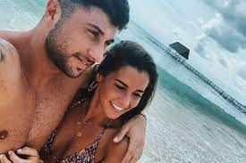Stories 673 posts 1,611,362 followers 257 following. Sarah Lombardi Zeigt S Auf Instagram Mit Roberto Im Liebesurlaub Gala De