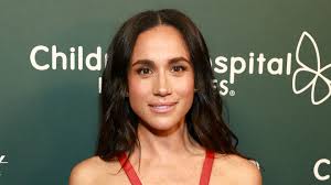 Meghan Markle opens up about her and Prince Harry's holiday plans and  traditions with their kids, 5-year-old Archie and 3-year-old Lilibet. · E!  News · Facebook