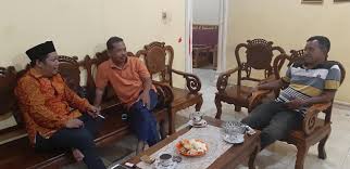 Melaksanakan dasar mungkin lebih payah lagi. Faidza Azamta Fatawakkal Alallah Belajar