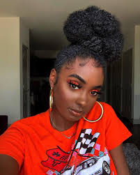 Alexus Crown On Instagram Ladies When Was The Last Time You Put On Makeup Lol This Is A Safe Sp In 2020 Natural Hair Bloggers Natural Hair Styles Curly Hair Styles