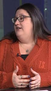 It's been a breakout season for @patriots Captain @marcusjonesocho — and  Suffolk students and alumni are helping tell his story. When alumna Hannah  Arroyo, BA '20, reached out about documenting Jones's 2025–26