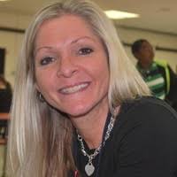 80+ "Vicki Hooper" profiles