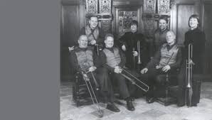 Photo Les musiciens d'orchestre baroques XV - sacqueboutes et serpents ...