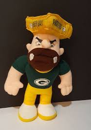 When the bears won the 1985 superbowl, chicago fans began to taunt their northern bruno began manufacturing the cheesehead, which he would then sell at wisconsin sporting events. Pin On Fun Stuff