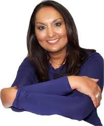 Lesley Blackburn's Instagram, Twitter & Facebook