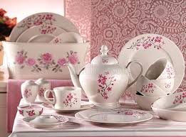 33 parça olan kahvaltı takımı; Kutahya Porselen Leonberg 5064 Desen 42 Parca Krem Kahvalti Takimi Fiyatlari Ozellikleri Ve Yorumlari En Ucuzu Akakce