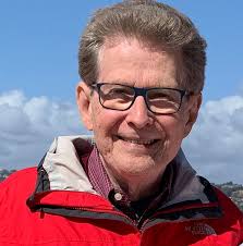 Professor Manuel Ramirez III Will Retire After Fall 2020 Semester Following  a 40 Year Tenure at UT>