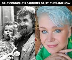 Alison Gillett's Instagram, Twitter & Facebook