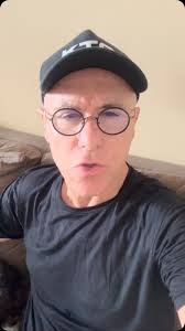 Inter vai anunciar hoje, lateral direito, zagueiro e volanten Wanderson já  foi para o Cruzeiro.