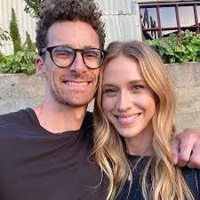 Dennis Heenan's Instagram, Twitter & Facebook