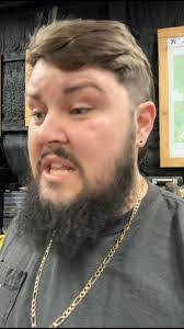 Rusty Andrews's Instagram, Twitter & Facebook