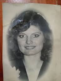 Can you edit my brother's eye color and fix my hair?