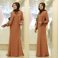 Nese Adli Kullanicinin Women Clothing Panosundaki Pin Elbise Modelleri The Dress Elbise