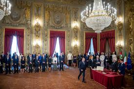 Scopriamo alcune curiosità sui è stata recentemente presentata la lista dei ministri della nuova squadra di governo del conte 2: Fortuna E Sfortuna Del Conte 2 Ida Dominijanni Internazionale