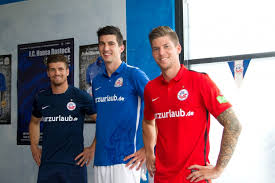 Ein nachfolger steht schon bereit!wer hansas neuer. Hansa Rostock Stellt Neue Trikots Der Spielzeit 2015 2016 Vor Rostock Heute