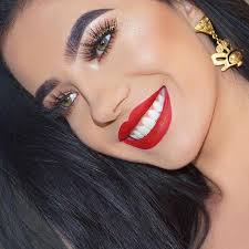 Who's wearing red lips for the fourth? #MaryJo #fourthofjuly  #kyliecosmetics 🇺🇸💋