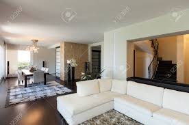447 likes · 2 talking about this. Innen Luxus Wohnung Schones Wohnzimmer Lizenzfreie Fotos Bilder Und Stock Fotografie Image 26555582