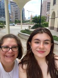 Kimberly O'Brien (@klobsmob2014)