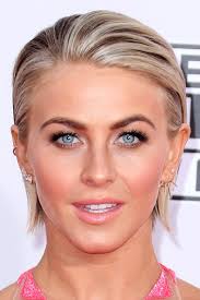 Julianne hough's hair is still healthy after perming and dying her locks platinum blonde — find out how she does it. Julianne Hough S Hairstyles Hair Colors Steal Her Style