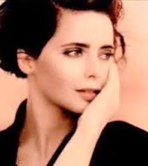 Suzanne Kane, 1336 N Moorpark Rd, Thousand Oaks, CA 91360, US