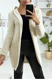 Each skein of our cheeky chunky yarn is made with 100% merino wool. Beige Chunky Knit Cardigan With Hood And Pocket