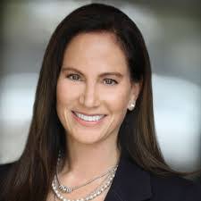 Carol Dinsmore's Instagram, Twitter & Facebook