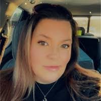 Roxanne Coker's Instagram, Twitter & Facebook