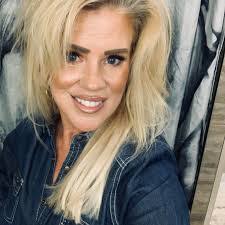 Debbie Deal's Instagram, Twitter & Facebook