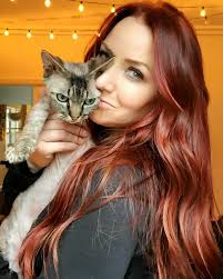 Tamra Martin's Instagram, Twitter & Facebook