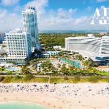 La miami tower es uno de los rascacielos más llamativos de la ciudad de florida. Mgo9isbe5xudvm