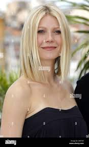 Arts culture entertainment ace culture cinema celebrities entertainment  female smiling celebrity france hi-res stock photography and images