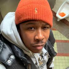 Danny Dimes throws another int,sucks under pressure and very scary smh