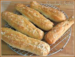 Schwabische Seelen Seelen Hefebrot Schwabisches Baguette Seelen Mit Salz Seelen Mit Kummel Dinkelseelen Lebensmittel Essen Bbq Essen Rezepte