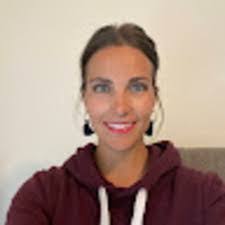 Melanie Weston's Instagram, Twitter & Facebook