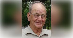 Bradley Simonson's Instagram, Twitter & Facebook