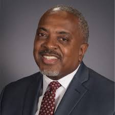 Kenneth Card's Instagram, Twitter & Facebook