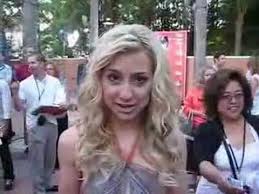 Her hair is cut so short you may consider it a version of a pixie. Chelsea Clears Up Joe Jonas Dating Rumors Youtube