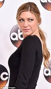Jes Macallan Files For Divorce From Her Husband Jason Gray Stanford Jes Macallan Jason Gray Legends Of Tomorrow Cast