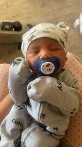 Nanette Friend's Instagram, Twitter & Facebook