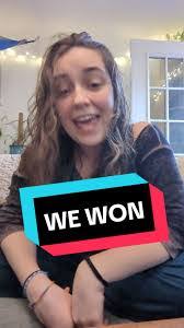 Lesly Munoz's Instagram, Twitter & Facebook